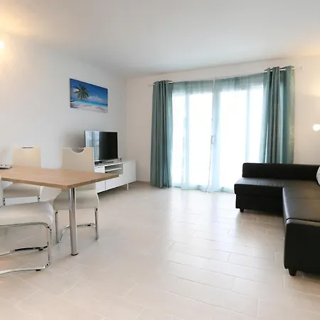 Apartment Residencial Teguisol *
