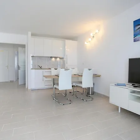 Apartment Residencial Teguisol