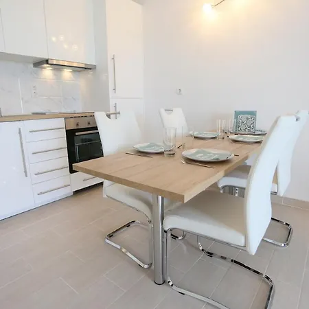 Residencial Teguisol *
