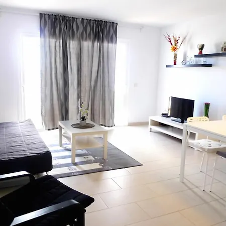 Apartment Residencial Teguisol *